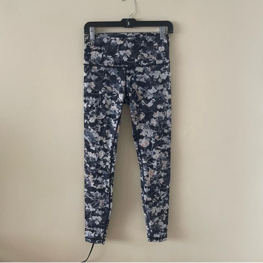 Lululemon Women's Multi Leggings